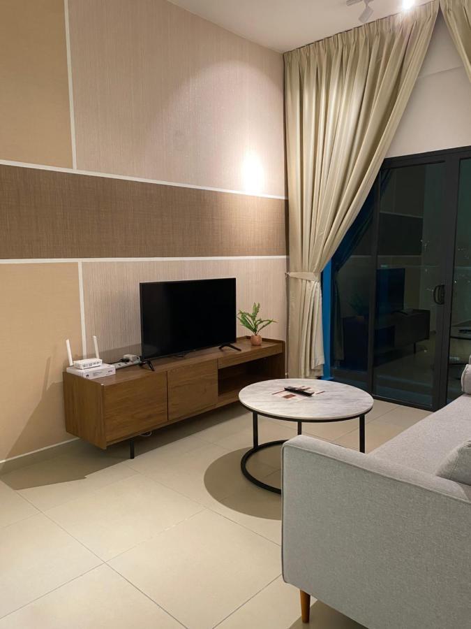 Reizz Residence By Leo Suites กัวลาลัมเปอร์ ภายนอก รูปภาพ