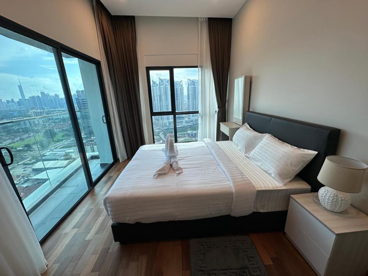 Reizz Residence By Leo Suites กัวลาลัมเปอร์ ภายนอก รูปภาพ