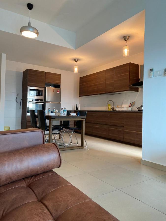 Reizz Residence By Leo Suites กัวลาลัมเปอร์ ภายนอก รูปภาพ
