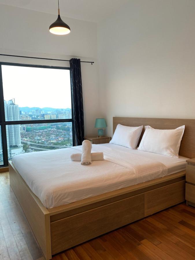 Reizz Residence By Leo Suites กัวลาลัมเปอร์ ภายนอก รูปภาพ