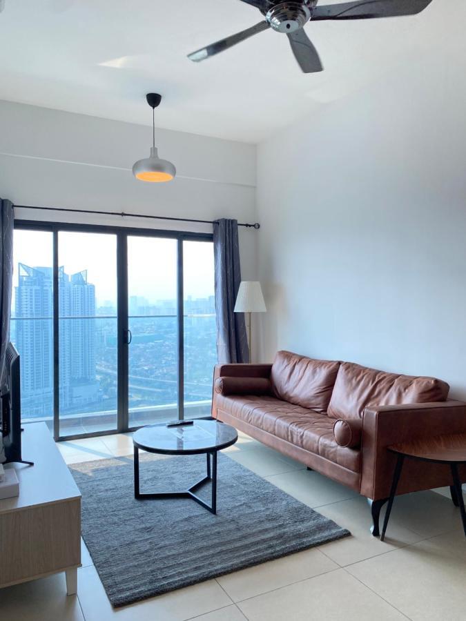 Reizz Residence By Leo Suites กัวลาลัมเปอร์ ภายนอก รูปภาพ