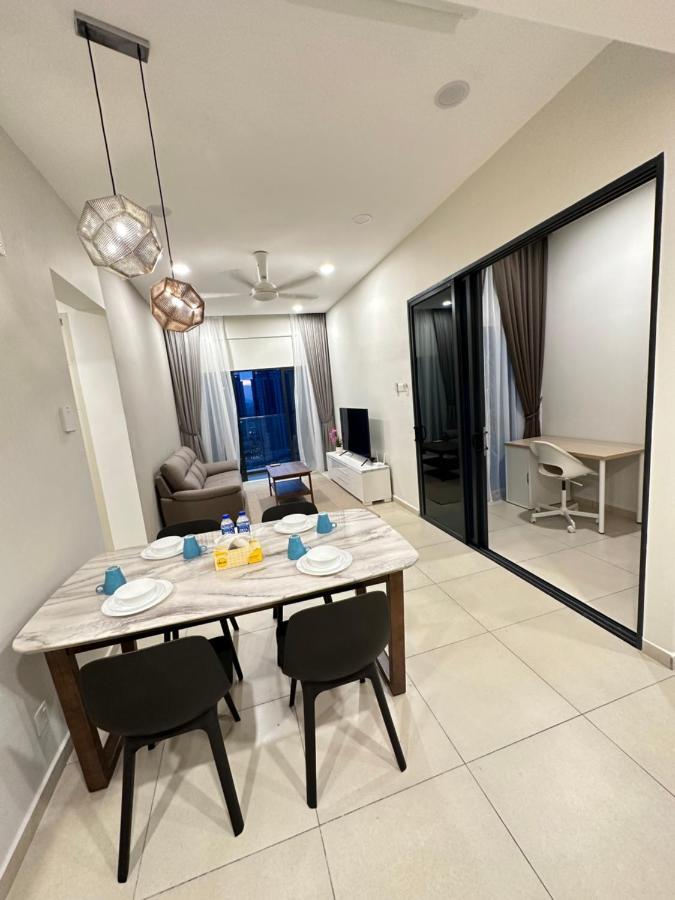 Reizz Residence By Leo Suites กัวลาลัมเปอร์ ภายนอก รูปภาพ