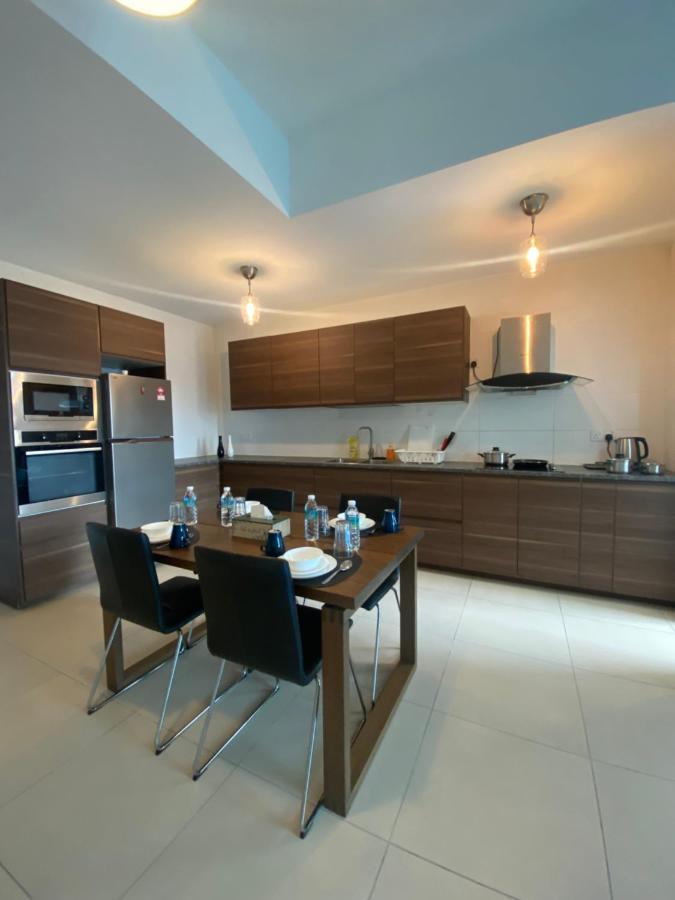 Reizz Residence By Leo Suites กัวลาลัมเปอร์ ภายนอก รูปภาพ