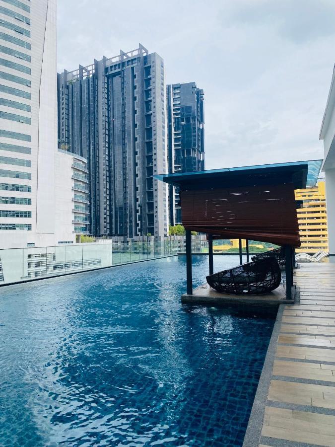 Reizz Residence By Leo Suites กัวลาลัมเปอร์ ภายนอก รูปภาพ