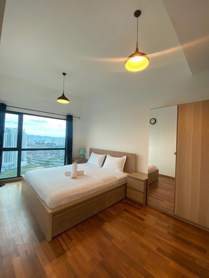 Reizz Residence By Leo Suites กัวลาลัมเปอร์ ภายนอก รูปภาพ